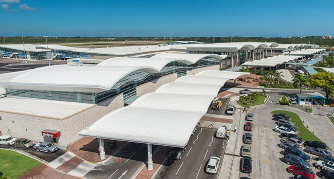 Lynden Pindling International Airport2